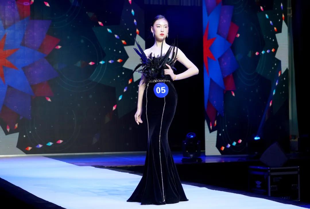 邵陽京華服裝職業技術學校